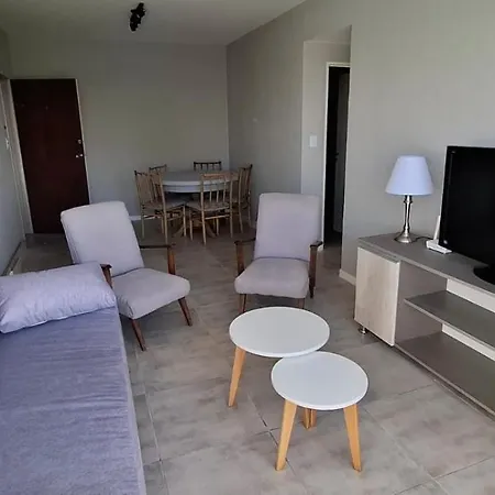 Departamento De 3 Ambientes Con Cochera Miramar  Exterior photo